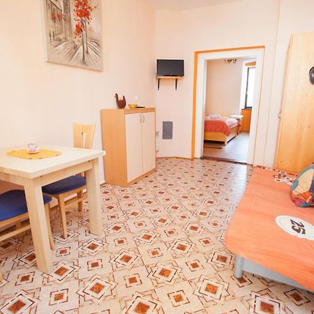 Apartma Na Starem Placu Идрия Экстерьер фото